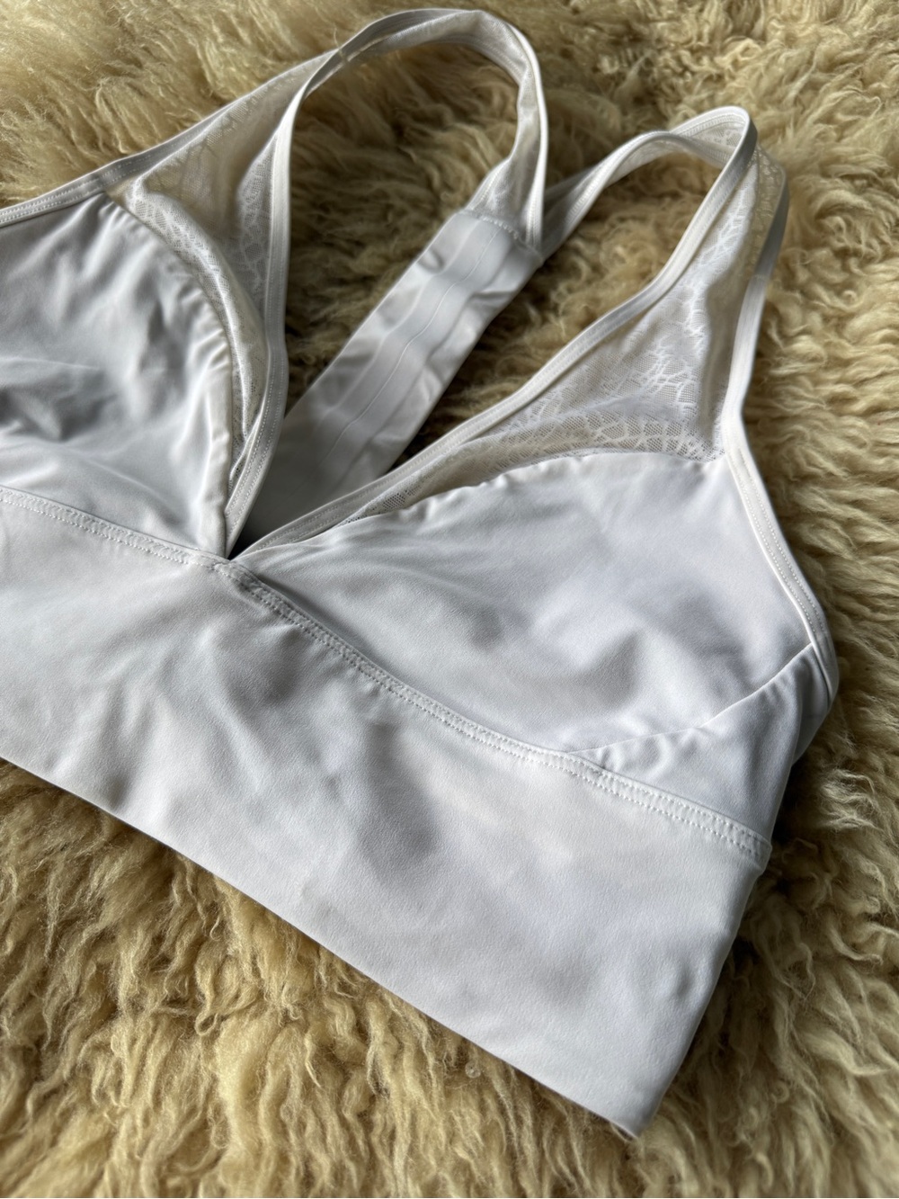 Lululemon Twist & Train Bra